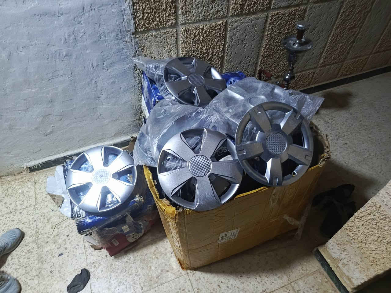 القطعه 30 قرش اكسسوارات متعدده تصفية   بتعدهم اولهم قطعه واخرهم قطعه البيع كوم كامل مش مفرق 
  

شرا جيب سيارتك وحمل منت شرا اكسب صلاه النبي 
0790689905


**إذا كنت صاحب هذا الإعلان وتريد حذفه لأي سبب، رجاءا أرسل رسالة إلى الدعم الفني**
