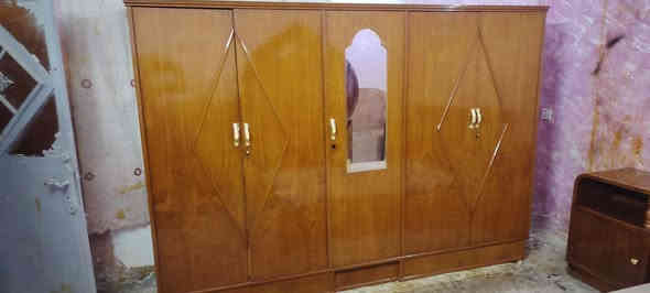 غرفه صاج عراقي نضيفه 5باب السعر 350 بيه مجال بسيط المكان الحسينيه الراشديه بغداد بوجد توصيل بل اجره التواصل على الرقم ***********
