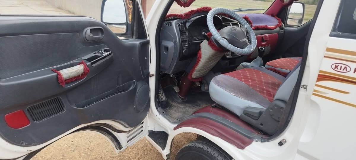 كياحمل موديل 2011 رقم بابل انكليزي باسمنه محرك كيراكسن تبريد شاصي رقم شاصي كفالة  تحويل مباشر للاستفسار***********
