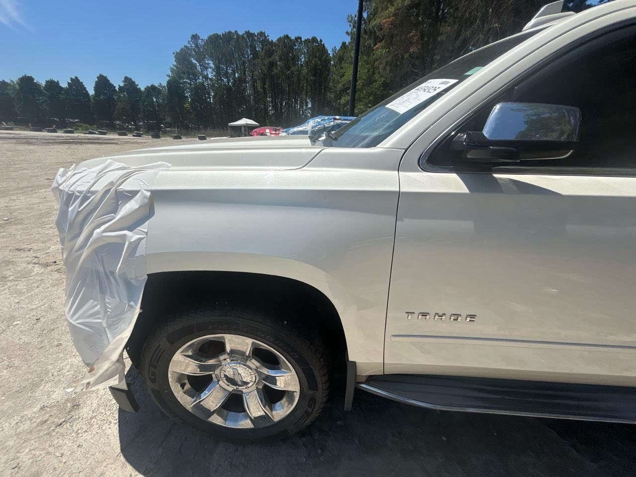 Tahoe Ltz 2015
تاهو Ltz2015
 لون صدفي 
بدون حادث فقط دعامية
غراضها كامله وياها
للبيع فاتوره بيها رقم حاويه
بسعر مناسب جدا
للاستفسار
***********
***********ميثم الصفار
