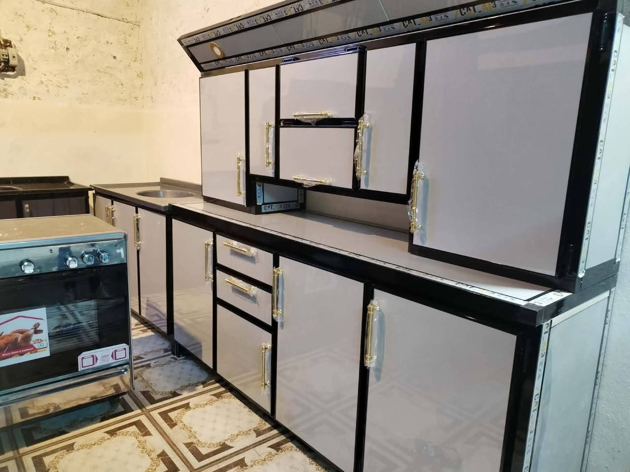 كاونتر 3 قطع بيع مستعجل وبسعر 150 الف مكان حي القدس ***********
