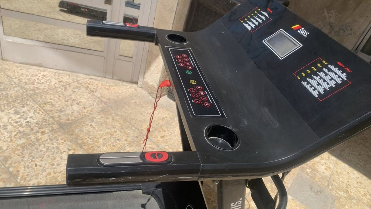 جهاز ركض مستعمل للبيع
سعره 175 الف

للمرسلة الاتصال بالرقم 

‭+964 771 526 9939‬
