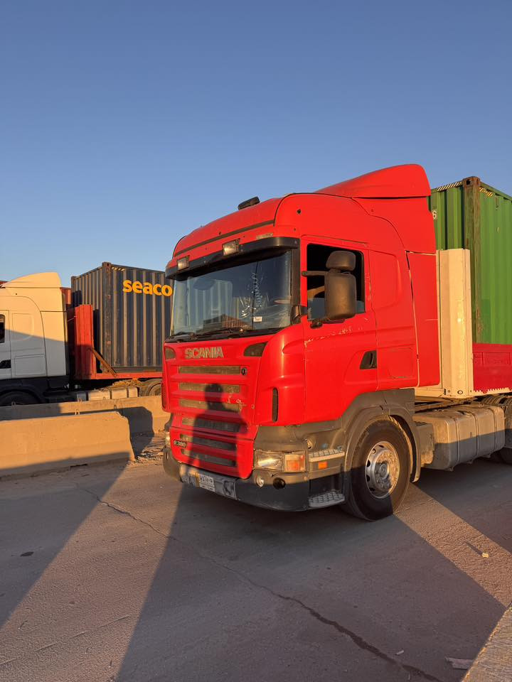 سلام وعليكم سياره 2006 حجم لمكينه 380 ميكنتها بيها خيط بخار عربانه كملايز بريك دسك دنكير ثالث علاك وسياره خير من الله سعر 250 وبيها مجال حك جيه رقم ***********
