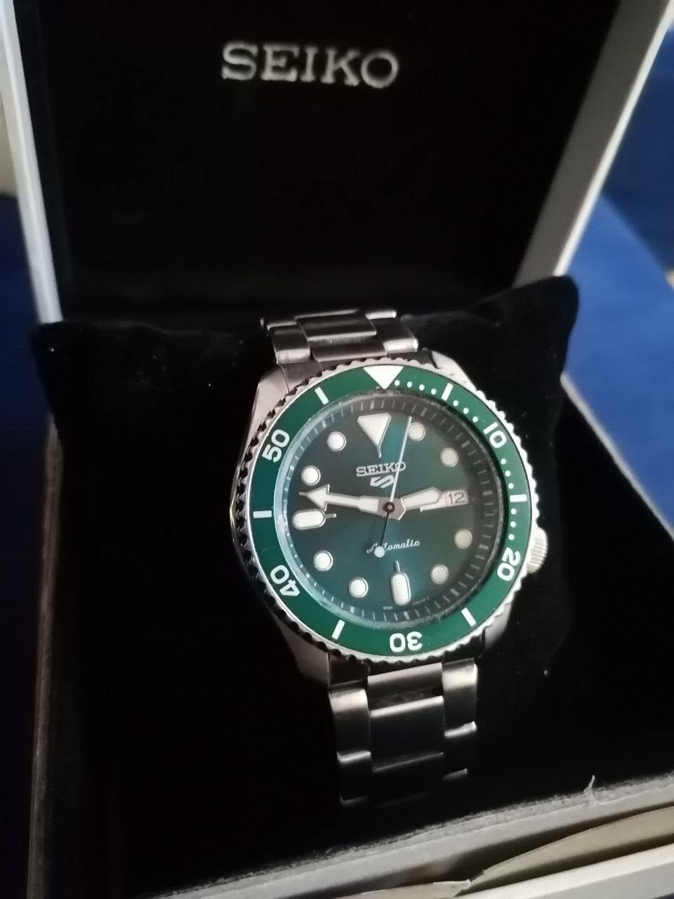 .. ساعة seiko للبيع . اجتني هديه قبل اسبوع بعدها جديده مالابسها ولا مره
مكان لا عظميه


**إذا كنت صاحب هذا الإعلان وتريد حذفه لأي سبب، رجاءا أرسل رسالة إلى الدعم الفني**