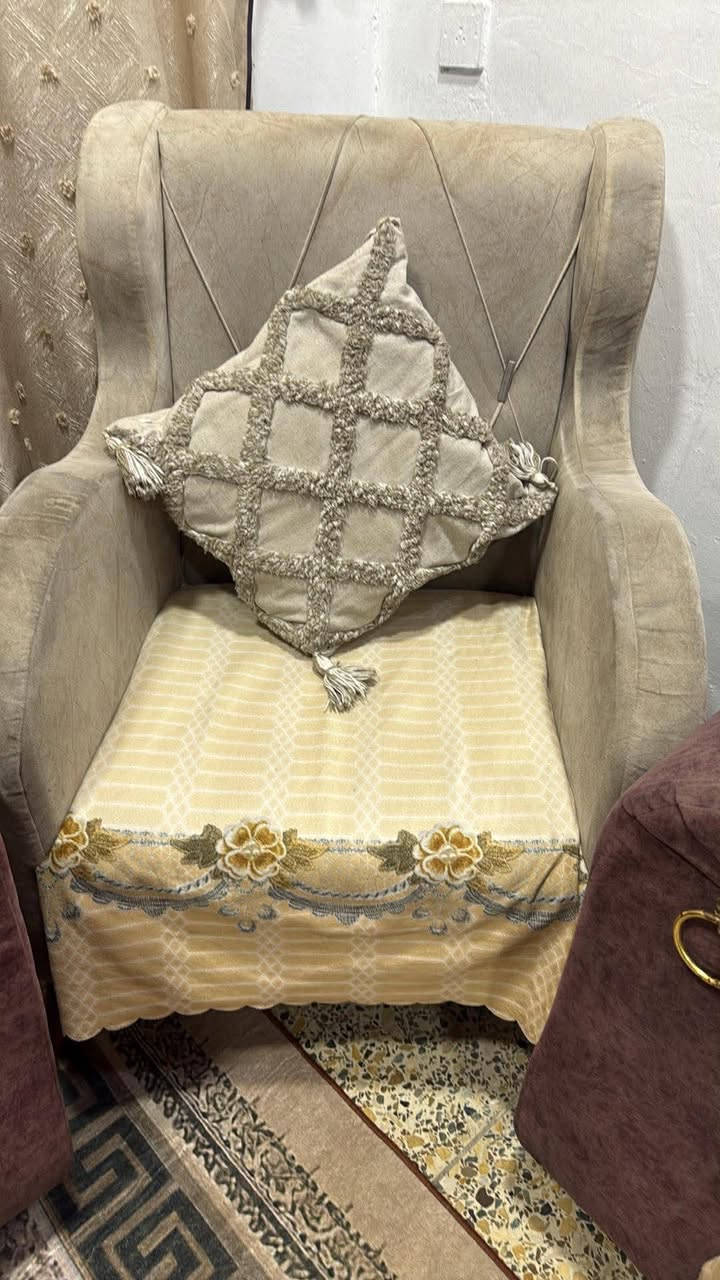 تخم للبيع ٧ مقاعد نضيف ب ١٥٠ وبي مجال البياع الشرطه الخامسه للأستفسار خاص راسلوني


**إذا كنت صاحب هذا الإعلان وتريد حذفه لأي سبب، رجاءا أرسل رسالة إلى الدعم الفني**