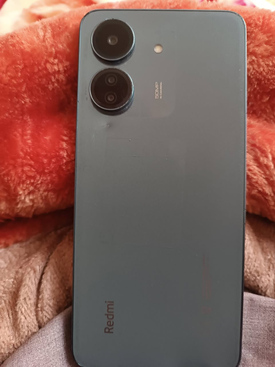 السلام عليكم جهاز Redmi 13C للبيع ذاكره 256 السعر 100 ماكن كربلاء للتواصل ***********
