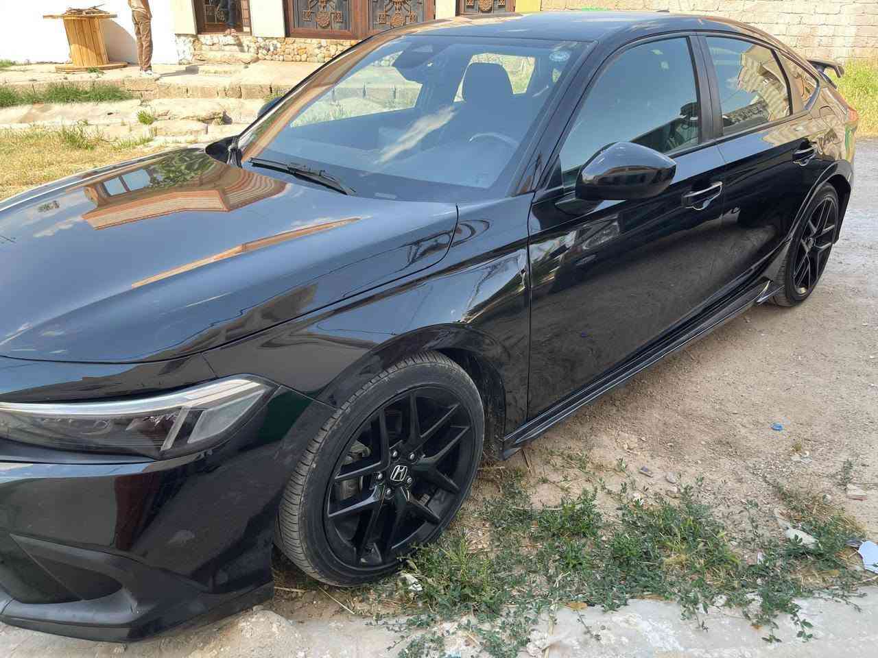 هوندا سيفيك ٢٠٢٢
رقم وسنوية وفحص جديد 
ماشية ٦٥ميل
سيارة بدون اي مصرف 
سيارة بصمة وشغال وسترن شفت 
سيارة كلش نظيفه مال شباب
سيارة شبر من حافظ بونت و شبر من جاملوق امامي صبغ بدون دواخل 
ارباك بس سترن سيستم 
مكان دهوك 
سعر ١٢٨ ورقة مجال بسيط 
صورة حادث في منشور 
رقم موبايل *********** دهوك, العراق
