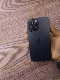 14 برو ماكس للبيع  جهاز جديد واستخدام شخصي  من الكارتون ع ايدي  مبدل ف...