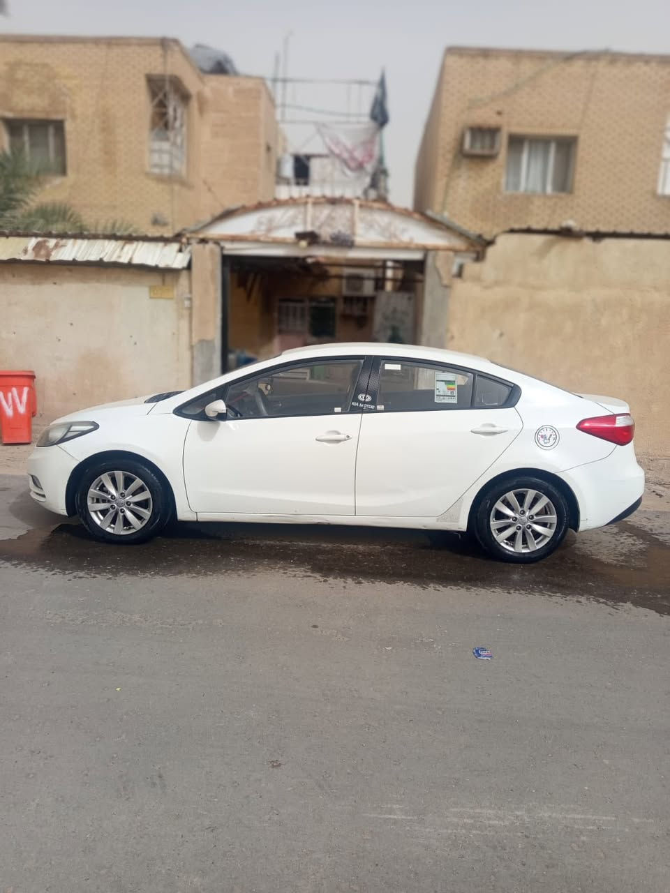 السلام عليكم كيا سيراتو موديل 2015 السياره مكفوله كفاله عامه مكينه 1600 السياره رقمه بصره بأسمي تحويل ثاني يوم مكانه السياره البصره البرجسيه السعر 126 وبيه مجال للشراي
الرقم ‪0770 432 8428
