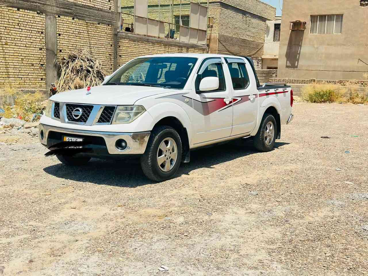 نيفارا ١٣ كير اوتو اربيل مجدد رقم وسنويه بيها ((قطعتين رش)) بابين اليمنا فقط السعر٩٨..مكانها بغداد بسمايه السياره احلى من الصور ..
***********
