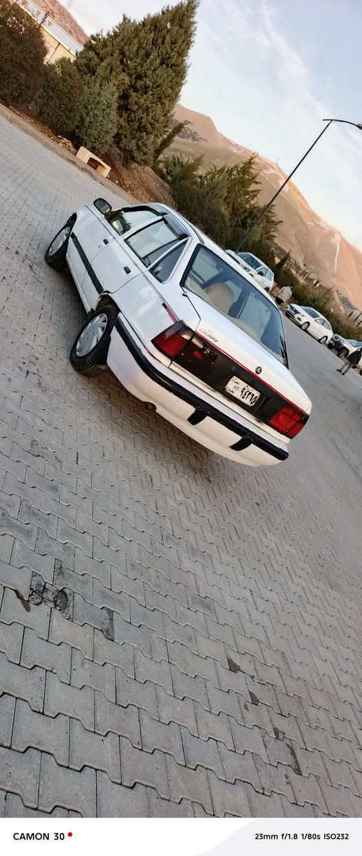 🌹ماشەاللە لەماڵی هەموو لایەک🌹
دایۆ ی لیماس 🚗مۆدێل 1995
ئاڕمی پلاستیک سلێمانی بەشەرتی 
ئاڕم و ئەوەلیات مووس و بڕاوە 
مەکینە16ی بەغاغ 
کارەبایی هەموو گیانی مەزپووت ئیش ئەکات جام کارەبا مووکەبەرە و تەرجیلی بلوتوز گەرمی مەزپووت ئیش ئەکات چووار تایەو ویلی لۆکی لەژێرە ڕزیویو خایسی نییە
تەقەوڕەقەی نییە پێشودووای کەپسە
شوین سلێمانی 🌹نرخ 12گەلا 💰
ژمارەتەلەفون📠*********** السليمانية, العراق
