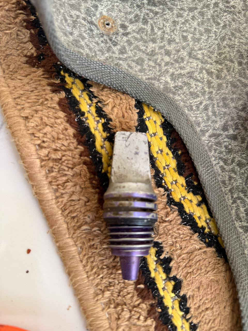 للبيع توصيل موجود ***********
