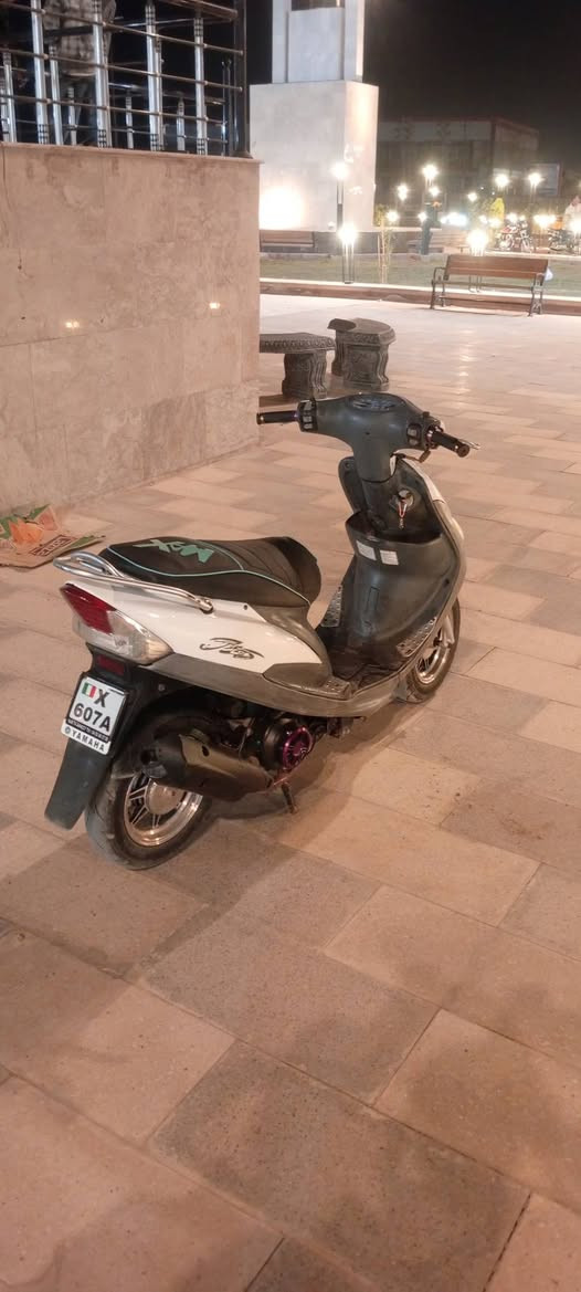 دراجه للبيع ماكس منغولي مكينه ما مفتوحه السعر 850 وبيه مجال قليل


**إذا كنت صاحب هذا الإعلان وتريد حذفه لأي سبب، رجاءا أرسل رسالة إلى الدعم الفني**