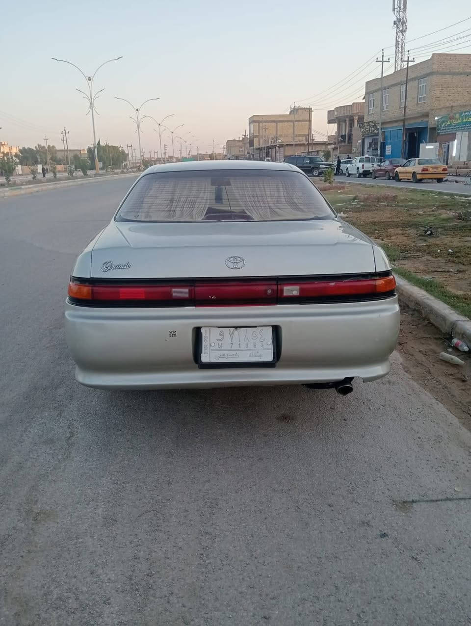 سلام عليكم مارك لبيع مكفوله كفاله من ضربه ولعيب شرعي ونغل جثه محرك فيفيتي فيشه وحده كير اكسن تبريد شغال رقم  بغداد سنويه جديده 27 مشروع وطني  لون ذهبي سعرها62 وبيه مجال لشراي يتصل***********
