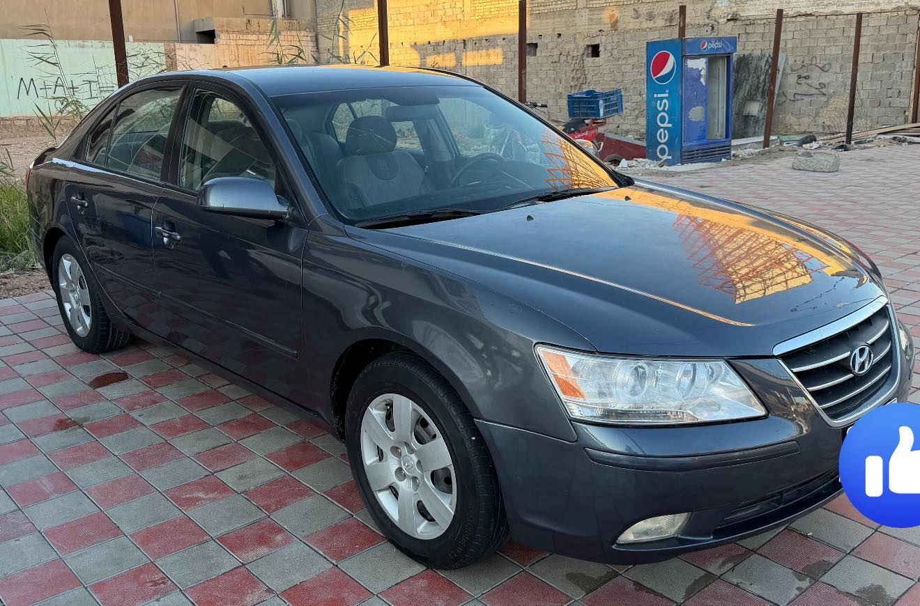 سوناتا 2009 وارد امريكي ضرر جاملغ امامي من امريكيا 
مصبوغه حزام بدون دواخل 
رقم انبار الماني 
تبريد وكير ومحرك شرط الفحص صدر جديد وتخم تاير 
مكان السياره الفلوجه 
السعر 103
***********
