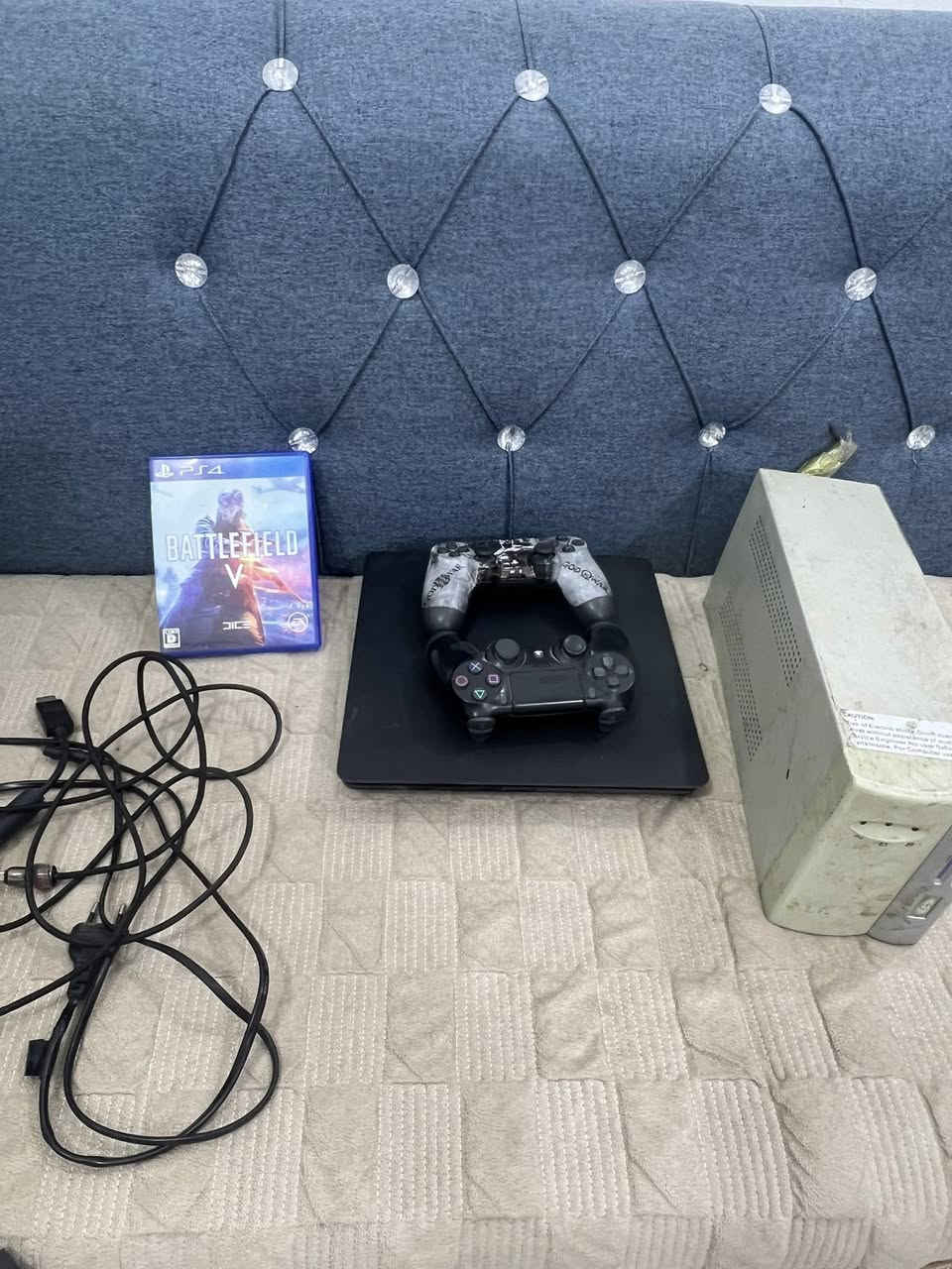 السلام عليكم بلي 4 سلم جهاز ممفتوح للبيع
نظام 13:2 
***********
