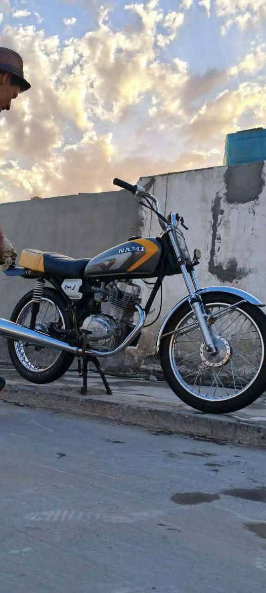 سلام عليكم دراجه البيع نامه 20 كلك اكفله عن سرقه  سعر 425 وبيه مجال مكاني ديوانيه قضاء عفك لاستفسار خاص


**إذا كنت صاحب هذا الإعلان وتريد حذفه لأي سبب، رجاءا أرسل رسالة إلى الدعم الفني**