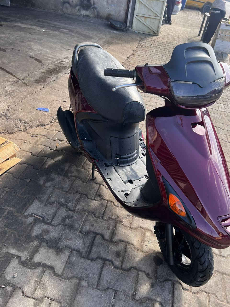 سلام عليكم شباب دراجه للبيع فراشه مفتوح بيه بس ولفات دراجه خرسه ماذب عليه ربع كهربائيات كله شقاله دراجه جيس مكان بصره ابو لخصيب سعر 475وبيه مجال رقمي ***********
