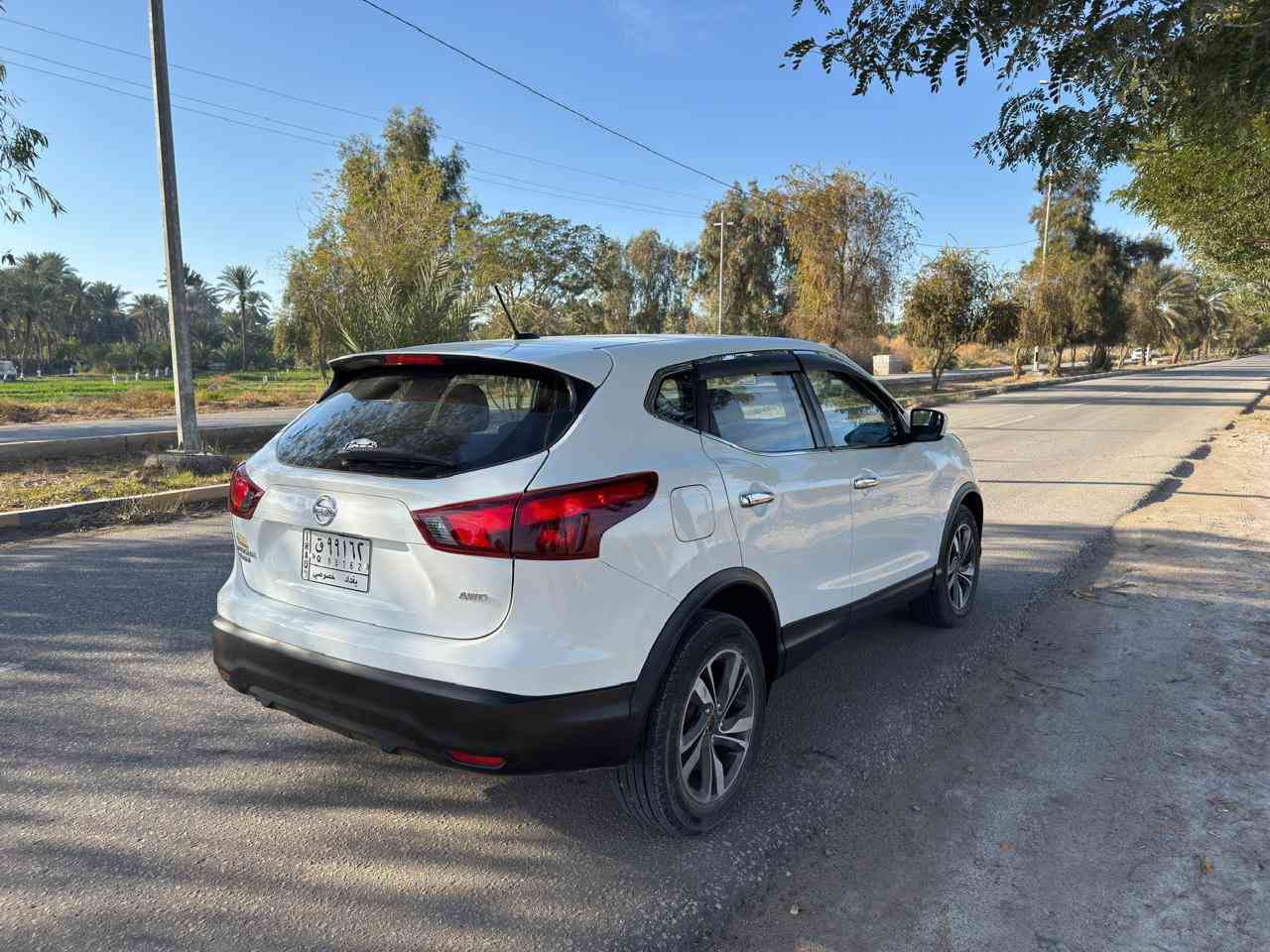 السلام عليكم
نيسان روج سبورت 2018 دفع رباعي (AWD).  محرك 2000 تنفس طبيعي ميحتاج محسن
ماشية 65 ميل.
حادث امامي صبغ بداية البنيد وجاملغات امامية كلير ارباك دركة. صور الحادث مرفقه
سيارة نظيفة جدا بدون شخوط ومكفولة من كير ومحرك وحدادية وكهربائيات.
مكان السيارة بابل/ حلة 
السعر : 130
*********** اتصال او واتساب
غير متواجد على الفيس
