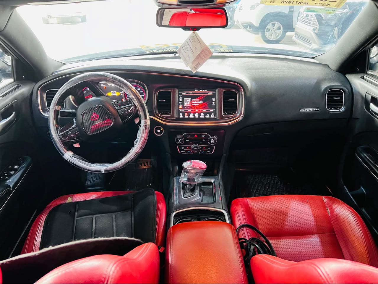 Dodge Charger RT 5.7
دوج جارجه ر ارتي مه كينه 5.7 V8 مودل2017 
4پارچه ي سبوخ بي ژوري هه مو شتي به شه رت سياركه بي كيشه يه
بوزانياري زياتر تلفون بكه ن  
رقم تلفون:***********

سعري:160$ وه ره قه مه جالا أربيل, العراق
