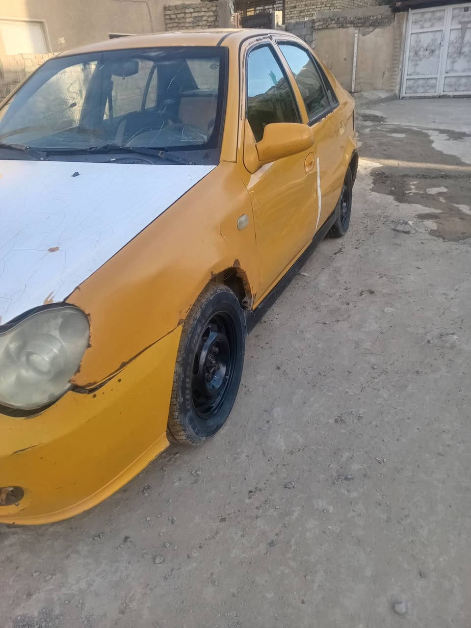 سياره سي كي رقم بابل مكينه حلوه ونضيفه كهربائيات كلها شغاله بس العالي دوشمه نضيفه سياره حلوه تبريد بيها بس نقص غاز مكاني بابل حي الجزائر رقم ***********سعر ١٤ وبيها مجال
