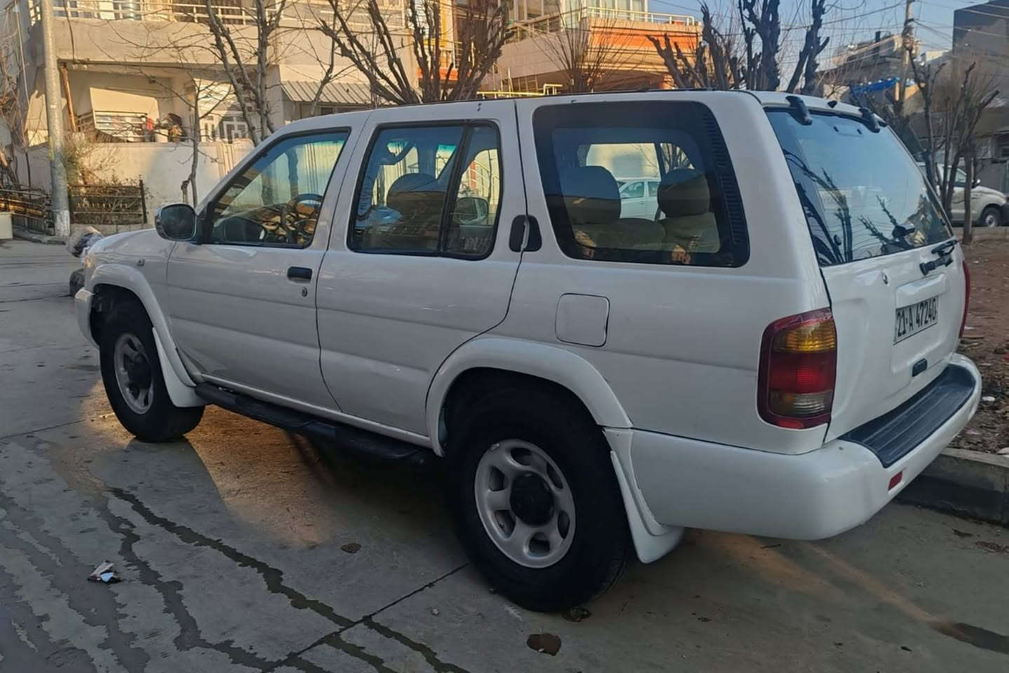 نیسان پاسپەندەر  2001 دەبڵ اکسل 
رقەم سلێمانیە گێر عادی 
سەنەوی تا مانگی 10ی 2027 تازەیە
  3 پەڵە بۆیاخی هەیە
 بێ مەسرەفە
بەجوانی و پاکی ماوەتەوە 

سعر : لە کۆمێنت داوای بکە ڕاستەوخۆ بۆت دێت 🤖 

گێر و مەکینەی بەشەرت 
هیچ کێشەیەکی تێدا نییە 

ژمارەی خاوەنەکەی 
***********
