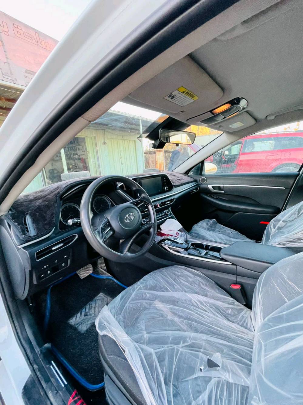 سوناتا موديل 2020 محرك 2500 رقم أرييل بأسم البائع وارد امريكي كلين مكفوله من الضرر والغرق جديده كلش ع وضع الشركه برغي مامفتوح بيها ماشي99 الف ميل بغداد شارع فلسطين مكان السياره 