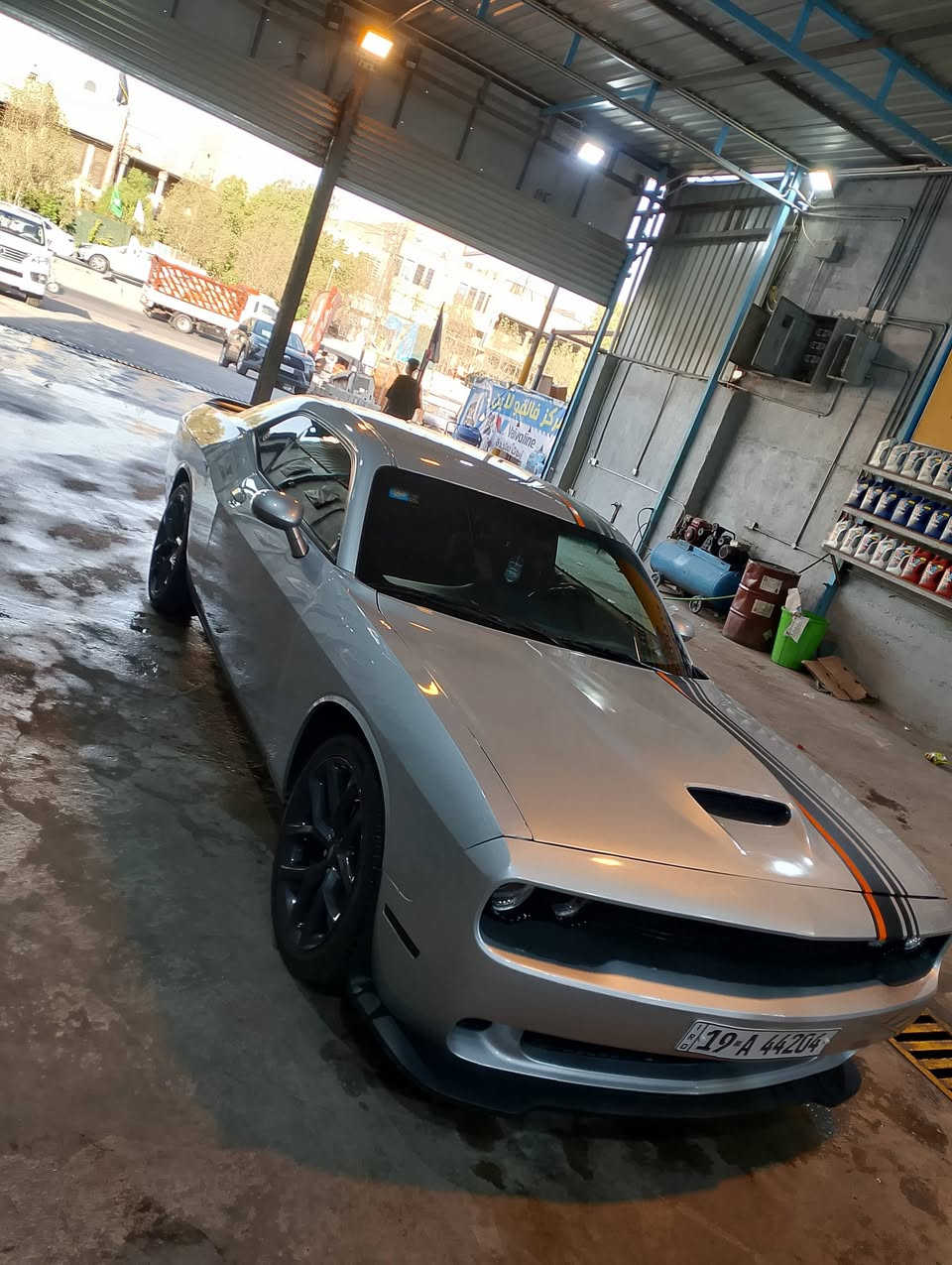 السلام عليكم
السعر 158 أريد مراوس بجيب رانكلر موديل 23 ونطي فرق
جالنجر 2023 SXT
 رقم كربلاء الدولي
هزه سنويه وارقام جدد باسمي شخصيا 
تحويل وين ميعجبك 
مكينه 3600
حادثه جاملغ وبنيد وطخه بجاملغ خلفي 
صبغ 4 قطع صفحه سائق وبنيد
بيه تعمير بدايه شاصي ولغد يسره بدايته
مواصفات SXT معروفه
ماشيه تقريبا 30 الف 
لايت زنون اصلي 
عدسات اوركال متغير 360 لون
كير ومكينه وصدر وتبريد مكفولات 
مكانه بغداد الكرخ 
***********
