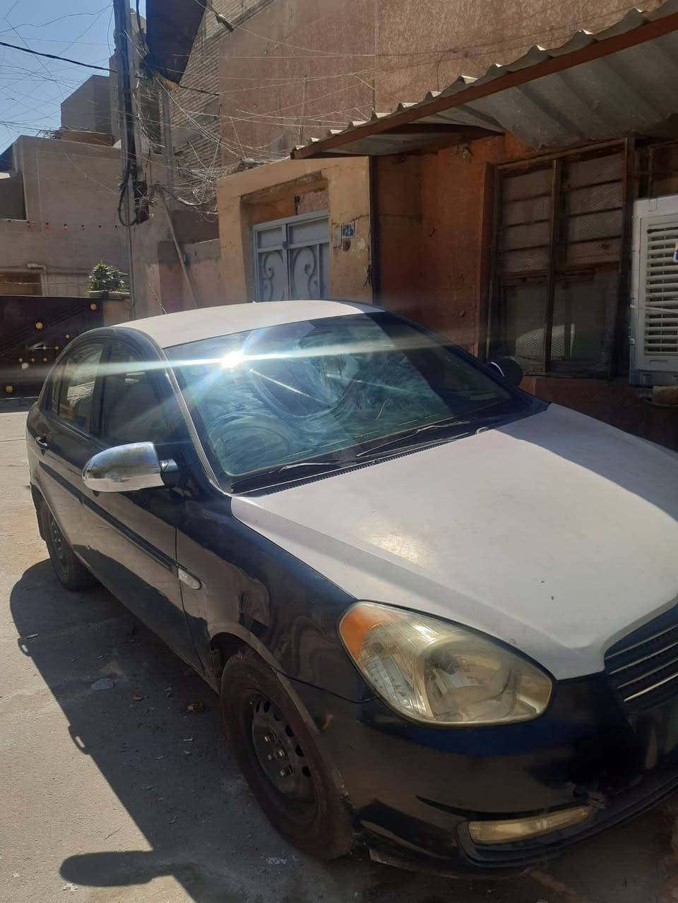 سيارة أكسنت 2009 خليجي شادلها منظومة تبريد قبل أسبوع تبريد ثلج، زوج تايرات الأمامي جديد والوره نص عمر، سعرها 85 وبيها مجال سيارة نظيفة بأسمي تحويل يوم ثاني، سنويتها 2028، مكان السيارة مدينة الصدر قطاع واحد، الرقم *********** متواجد ايضٱ واتساب.
