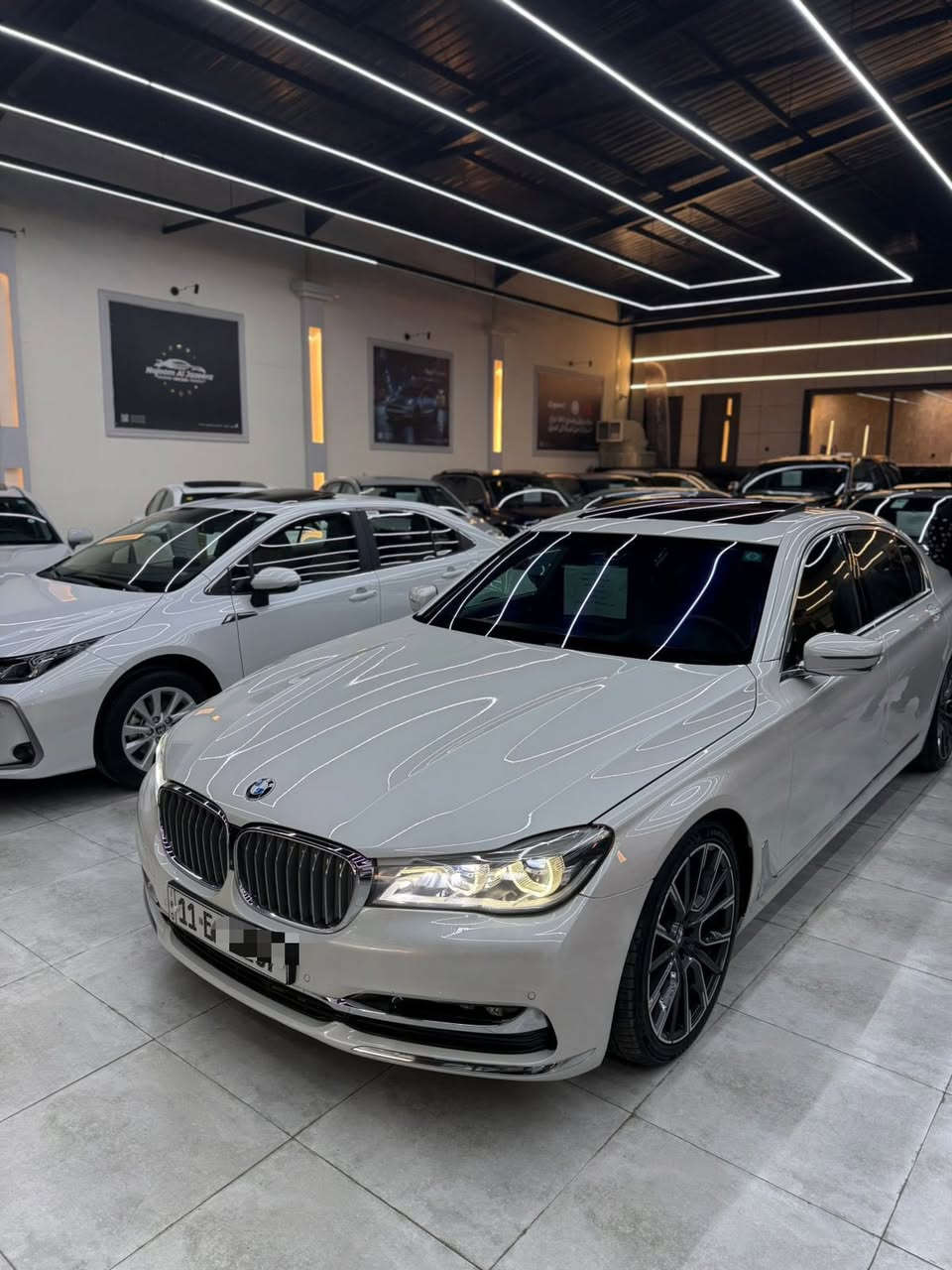 سلام عليكم
BMW 740Ll

2018

وكلات العروش 

مكفوله كفاله ￼عامه

مغلف PPF

‏ماشي 72 كيلو 

موصفات فول 1/1

شاشات امامي خلفي

بردات

‏حساسات امامي خلفي

‏خمس كاميرات

‏ كشنات قرميد

بعد بيه مواصفات هواي 

السعر 363$

رقم الهاتف ***********

￼

