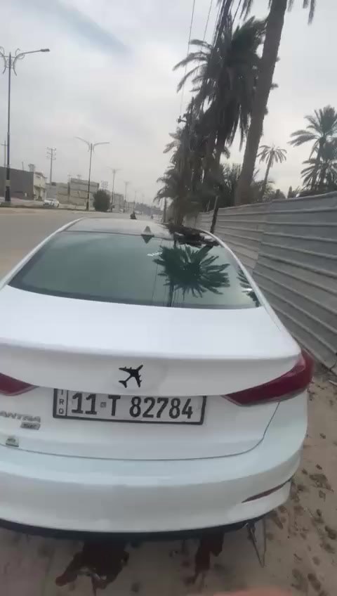 السلام عليكم النترا 2017 وارد امريكي تبديل بنيد فقط باقي ليبل  الواحد سياره كير مكينه حداديه تخم تاير تبريد كفاله
مواصفات السياره كاميرا شاشه او شاير بالمري ثلاث  وضعيات قياده بها مكان تقشير ومعمره سياره باسمي سنويه جديده هزه جديده رقم بغداد امكاني كربلاء ترايك وين ما يعجبك  ورايدها 117 
وبها مجال قليل  للشراي***********
