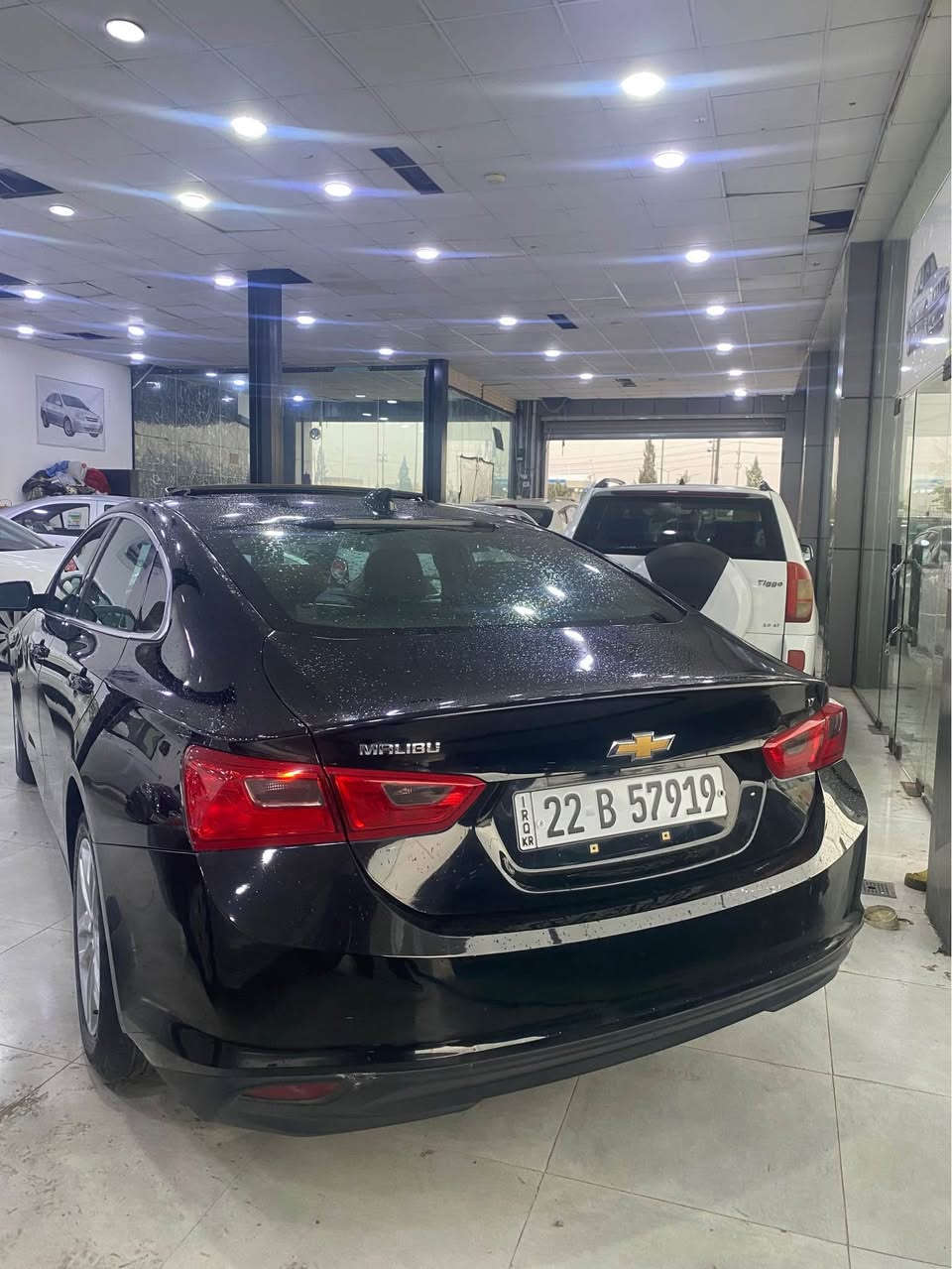 السلام عليكم 
شوفرليت ماليبو 
موديل 2018
مواصفات LT فول و فول بانوراما
بسمة - أربعة باب بسمة - تبريد مركزي - كشن كهربائي - 
شاشة - كاميرا - AUTO STOP - دواخل اسود
تحديد سرعة - ستيرن ڤوليوم - لايت LED
بس أربع قطعة بيها صبغ بدون دواخل 
رقم هزة سنوية كلها جديد سيارة بسمي 
تحویل غرامة گير محرك تبريد بشرط
سعر 95ورقة 💵🔥 وبيها مجال خفيف
مكان اربيل
رقم هاتف ☎️ 
***********
***********
___________________
السلام عليكم 
‏Chevrolet Malibu
مۆدێل 2018
مواصفات LT فول و فول بانوراما
بەسمە - جوار دەرگا بەسمە - تەبرید مەرکەزی -
کوشن کارەبایی - شاشە - کامێرا - AUTO STOP
ناو رەشە - تەحدید سورعە - سوکان ڤۆڵیۆم - لایت LED
٤ پارجە هەیە بێ لێدران
رەقەم سەنەوی ژینگە هەموی تازەیە تا2030
سەیارەکە بەناو خۆمەوەیە تەحویل غەڕامە بەشەرت
گێڕ مەکینە تەبرید بەشەرت
سعر 95 💵وەرەقەو مەجالێکی برایانە
شوێن هەولێر 
ژمارە تەلەفۆن☎️
***********
*********** أربيل, العراق
