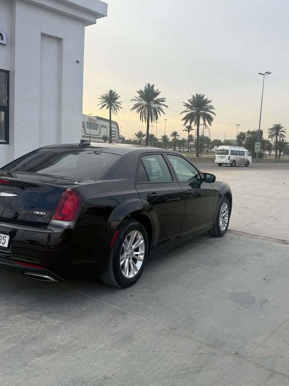 السياره s   2018
فول السياره الكشنات تدفئ فقط  فتحه بنوراما
بدون برده ليوره 
ماشيه ١٥٢ مايل 
السيارة مناقصه كلشي بيه قطعه بارد فقط جاملغ ايسر 
رقم صاحب السيارة مكلف بل نشر 
غير متواجد فيس 

***********

