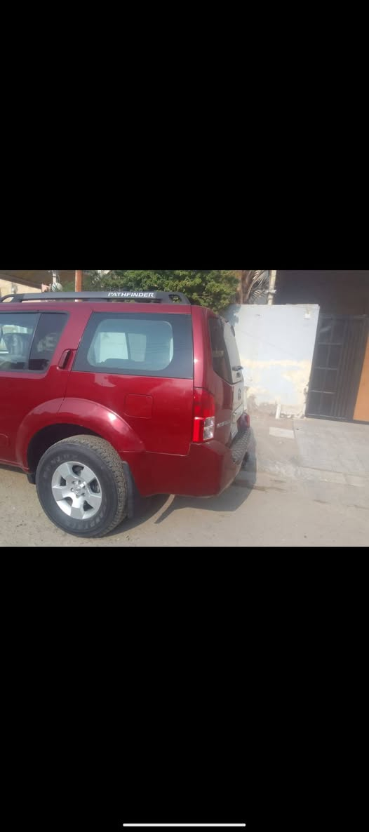 نيسان بافندر 2009 سياره جاهزه ونظيفه رقمها بغداد مشروع وطني تحويل ثاني يوم  للبيع او المراوس حسب القناعه للاستفسار اكثر ***********
