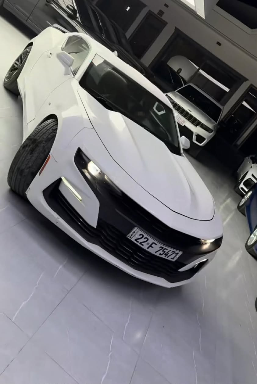 سياره كمارو للبيع 
موديل 2020
الفئه ss
قطعتين مضرره 
لون ابيض 
ماده المقاعد قماش 
كير 10 نمر 
رقم الهاتف ***********
