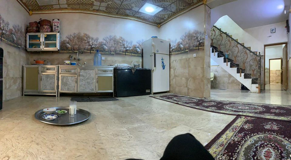 اعلان مميز 
دار 🏠 سكن للبيع 
طابو صرف 
مساحة الدار ٢٤٣ متر واجهية ٩ ونزال ٢٧
يحتوي على كراج يكفي لسيارتين مع حديقه
يتكون من طابقين الطابق الاول
هول زائداً  استقبال ٨ ونص متر
صالة جلوس كبيره مع صحيات  وغرفة نوم مع ترك خلف الدار لاغراض الطبخ والخبز
الطابق الثاني يحتوي على ٤ غرف 
العنوان الزعفرانيه دور المعلمين خلف سوق الكبيسي او سوق الهوى قرب مدرسة الشرق
محله ٩٦٢ 
الشارع بعرض ١٢ متر 
للاستفسار والطلب يرجى التواصل على رقم صاحب الدار 
***********
