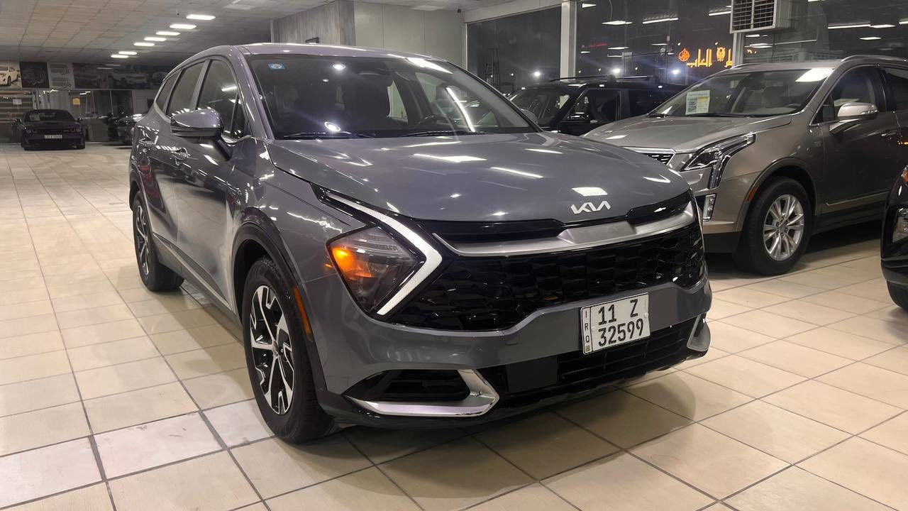 السلام عليكم ورحمة الله وبركاته.
#معرض_ابن_شعبان_لتجارة_السيارات.
______________________________
✅اسم السيارة : كيا سبورتج. EX
✅الموديل : 2023
✅رقم السيارة : رقم بغداد تحويل ملكية
✅السعر :  190 ورقة 
✅الضرر : طرف البنيد + الجاملغ الامامي الايمن تعديل بارد فقط
✅عداد المسافة : 67 الف ميل 
______________________________
🔻1-حجم المحرك  4 سلندر 2500
🔻2-ويل كب حجم 18 مع طقم تايرة 🔻بحالة جيدة
🔻3- بصمة باب و بصمة تشغيل و تشغيل عن بعد
🔻4-رادار جانبي 
🔻5-لايتات زينون  
🔻6-اشارات في المرايا الجانبية
🔻7-غرفة السيارة جلد اسود
🔻8-كامرة خلفية اصل 
🔻9-تحكم ستيرن جهتين متكامل 
🔻10-شاشة كبيرة الحجم للتحكم بكافة الايعازات  
🔻11-تحكم كهربائي لمقعد السائق 
🔻12-رادار امامي مانع للتصادم
🔻13-تحديد مسار
🔻14- تدفئة المقاعد الأمامية 
🔻15-وضعيات متعددة للقيادة
🔻16-حساسات خلفية
🔻17-كامرة خلفية
🔻18-تحكم ستيرن جهتين متكامل 
 

✅السعر المطلوب 190  ورقة ✅‏
______________________________
‏

*********** ‏ 📞المبيعات. 
***********٣📞الادوات. 

🔴العنوان:النجف الاشرف-
🔴المدينة المائية-
🔴مقابيل حي الجامعة-
🔴مجاور كافية الزاويه-
