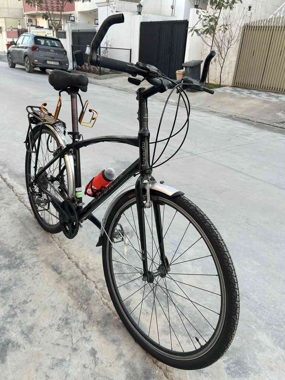 ماركة مومينتوم للبيع
السعر 250 وبي مجال قليل 
زوج تايرات وجوب جديد
مكينة وعقرب وزنجيل جديد 
جاملغات وسيباية خلفية 
بايدرات رياضية
دينار مصرف ميريد
عنوان كركوك يوجد توصيل جميع المحافظات
للاستفسار ***********
