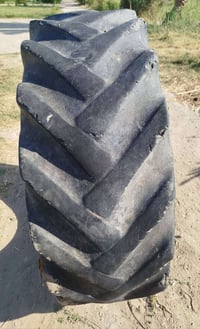 تايرات • نظيفات • مقاس ١٨/٣٠