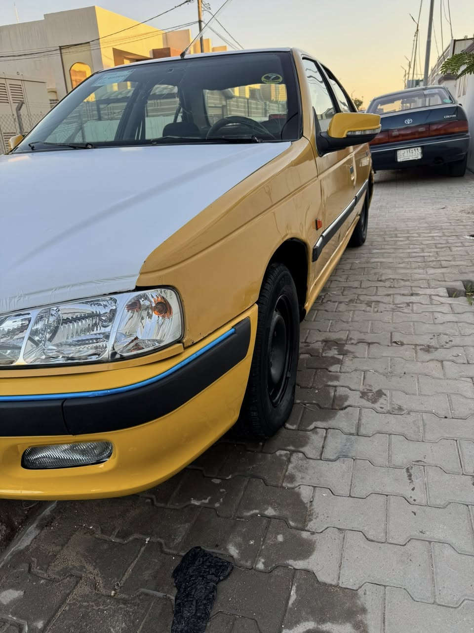 السلام عليكم بيجو بارص 11سياره كفاله بيه بس جاملغ الكدام مبدل بدون ضربه وبيه نص الدوار صبغ واضحه بالصور اثر خياس رقم نجف بأسمي تحويل ثاني يوم كير جديد مكينه بيه رنكات  تخم تاير جديد تبريد شغال حداديه 70 بالميه مصفره هيئه وغرامات السعر ٢٧ وبيه مجال العنوان نجف للتواصل ***********
