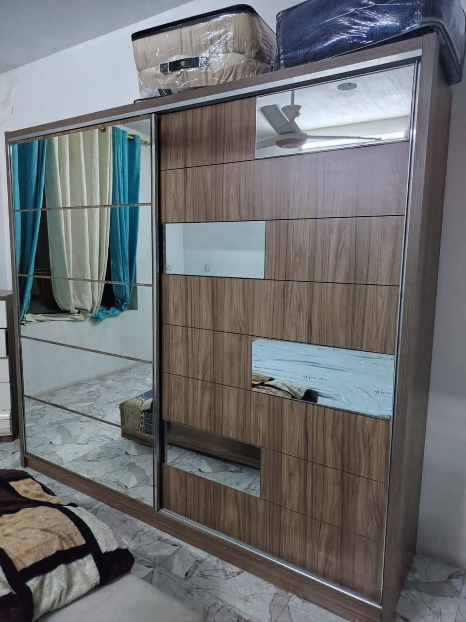 سلام عليكم غرفه نوم للبيع تركيه جديده استخدم قليل


**إذا كنت صاحب هذا الإعلان وتريد حذفه لأي سبب، رجاءا أرسل رسالة إلى الدعم الفني**