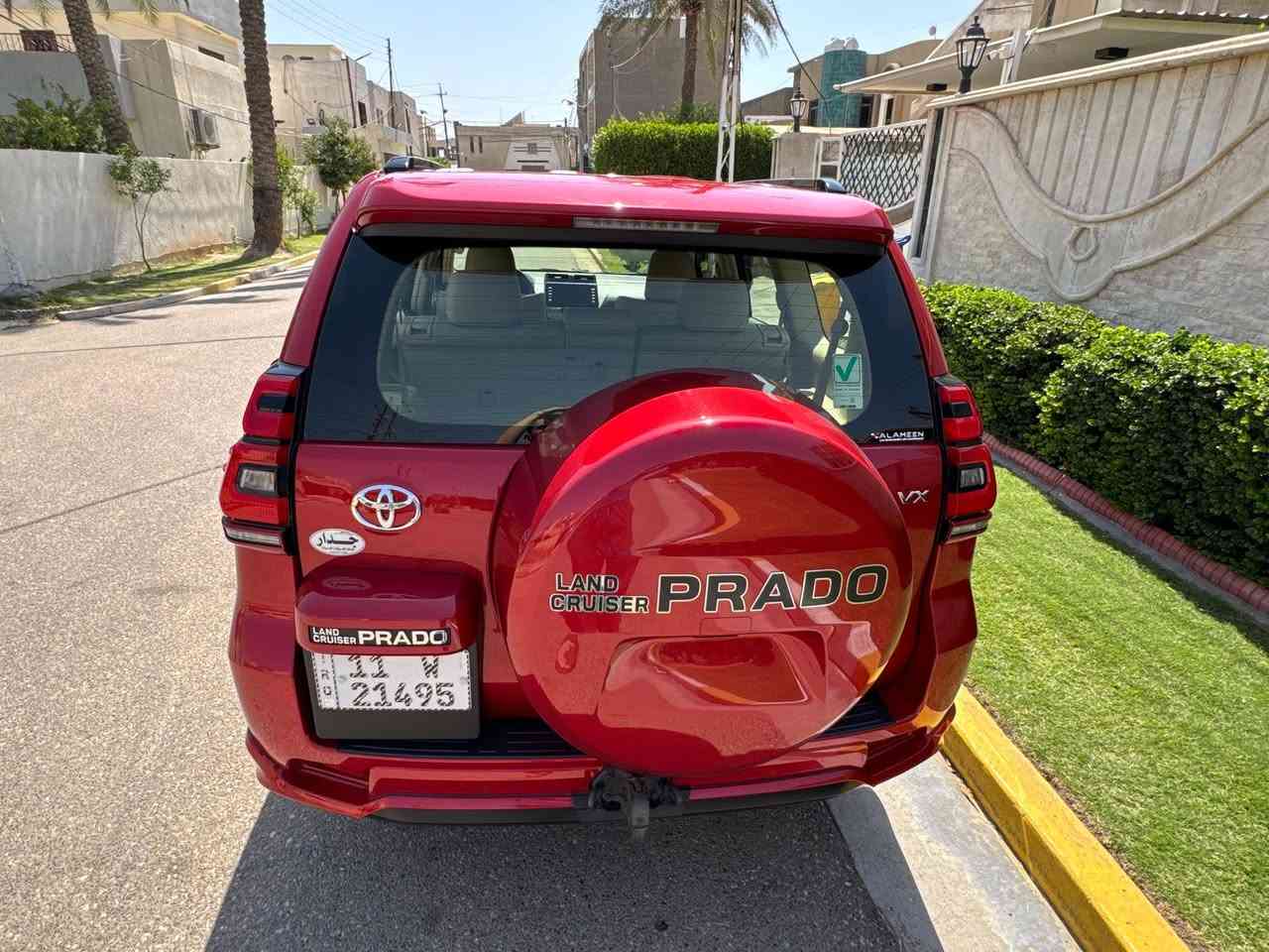 السلام عليكم للبيع برادو رقم بغداد VX midnight edition  مكفولة فول موديل  2022 ماشية 22 كم  وكالة ضمان ساز مواصفات سلايد بصمة دبل تانكي محرك 4000 داخل جلد كشنات كهرباء تبريد كشنات تحكم مقود جمع الجهات لايتات زنون زراكات عاللايت ويل كب اسود حساسات خلفية شاشة كبيرة وكامرة فور ويل سبعة راكب شاحن واير لس تشغيل عن بعد …..الخ 
السعر 46.500 دولار 
رقمي ***********
مكاني بغداد اليرموك
