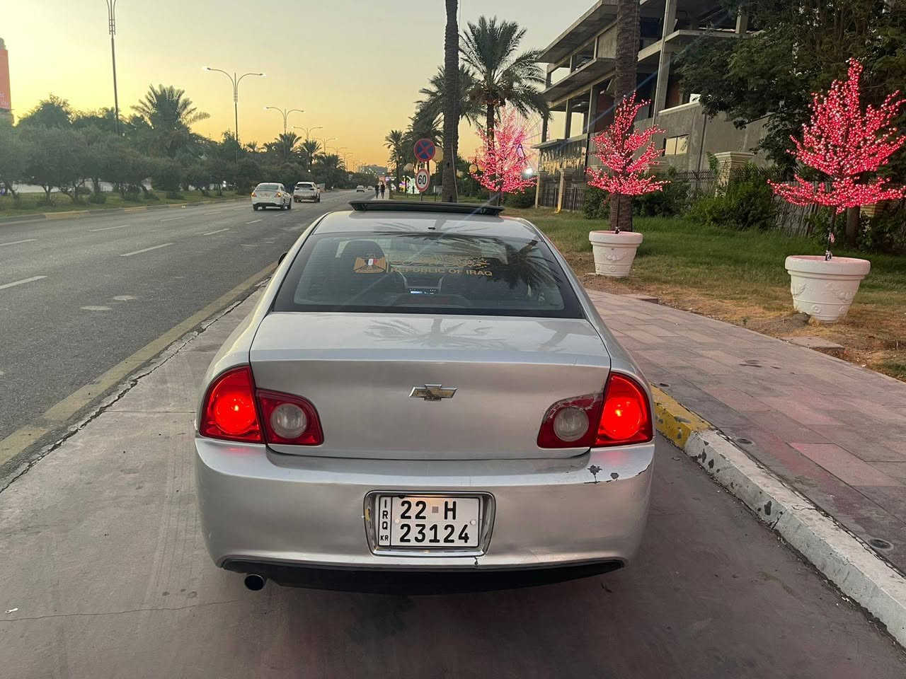 ماليبو ٢٠١١ امريكي  حادث  جاملغ امامي  وخلفي  فقط  صبغ سياره  جاهزه ٧٥
***********
أو مراوس ب mgعالي
