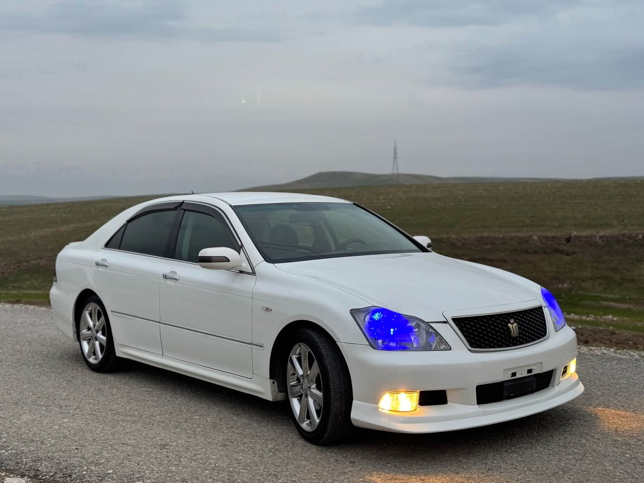 شاينه ٢٠٠٥مووس ٣دووگمه ي گيرومه كينه گه وره جلدو هيته ر ساج سور ويل دينكه ئاوينه ئيشاره ت پيشى كراوه به ٨٤ كامل مه سره ف كراوه سه قفي بؤياخه سعر٦٠گه لا ***********/*********** حلبجة, السليمانية
