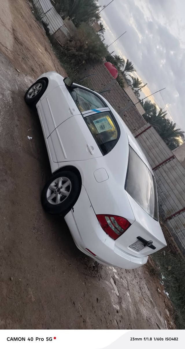 سلام عليكم كورله للبيع محرك بيكاجو 1800 جديد كير جديد حداده جديده تخم تاير جديد غرفه جديده بل كامل شاشه معه دوشمه معه خلاف كير جديده صبغه جديده بل كامل سياره جديده الف دينار مذب عليه شلعه تخبل ترايك وين متريد مكانه البصره قضاء الصادق صاحبه موجود تريد تحويل تريد وكاله  السعر 65وبيه مجال الرقم ***********
