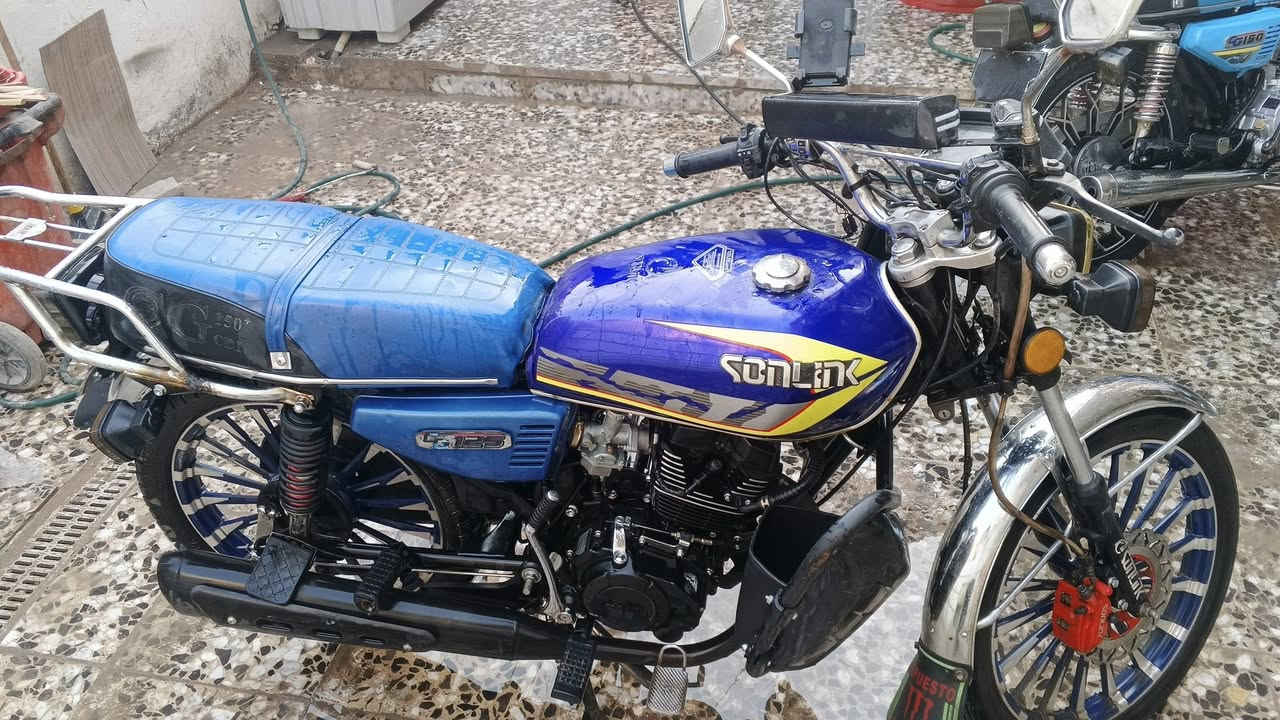 سلام عليكم دراجه سيفان 5 كير مديل 2024 
مكينه مكفوله 
للاستفسار ***********
