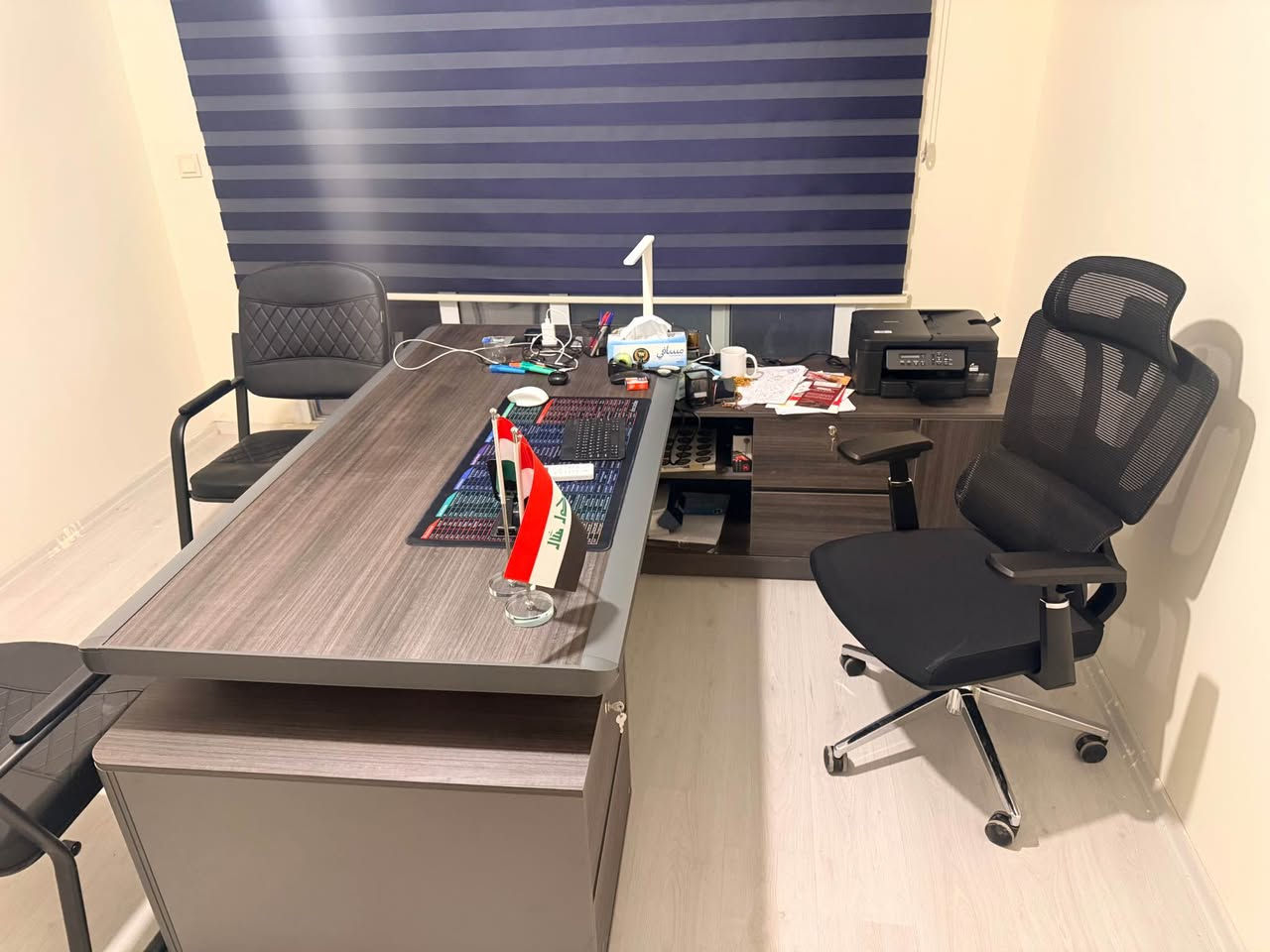 2 meter by 2 meter turkish office 
*********** أربيل, العراق
