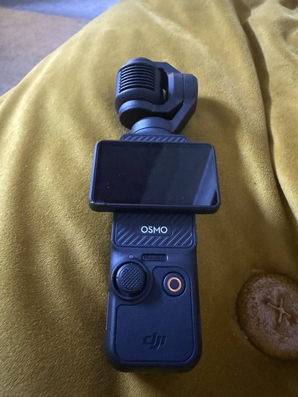 عندي هذني 3 قطع  جايبهم ويايا من السويد  بدون كارتونه  وال Action 4 بدون بطاريه


**إذا كنت صاحب هذا الإعلان وتريد حذفه لأي سبب، رجاءا أرسل رسالة إلى الدعم الفني**