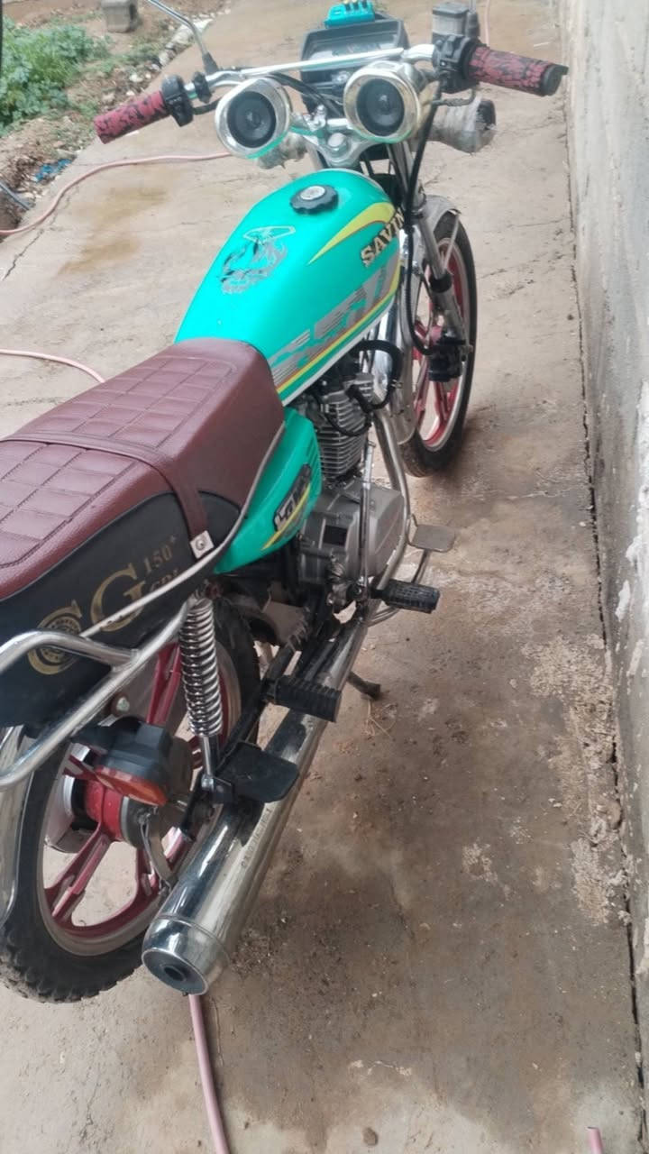 ماطور سافين للبيع محرك مامفتوح موديل 20 السعر 425 وبي مجال العنوان كركوك الحويجه  العباسي ***********
