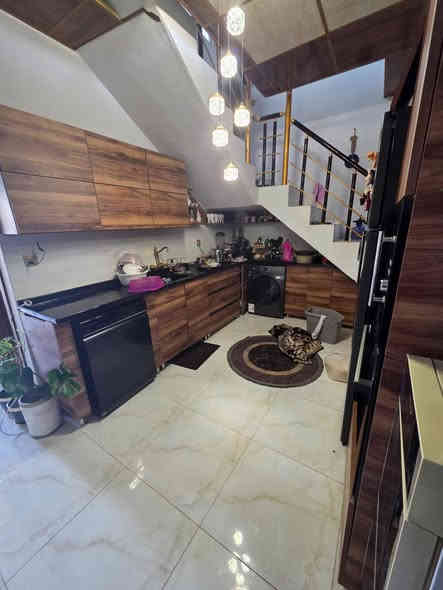 دار للبيع نقد او عن طريق مصرف العقاري 
مساحته /100م طابقين بناء حديث 
موقع /كركوك -قادسية تقاطع ابو خطاب 
السعر/105مليون 
للاستفسار /***********
